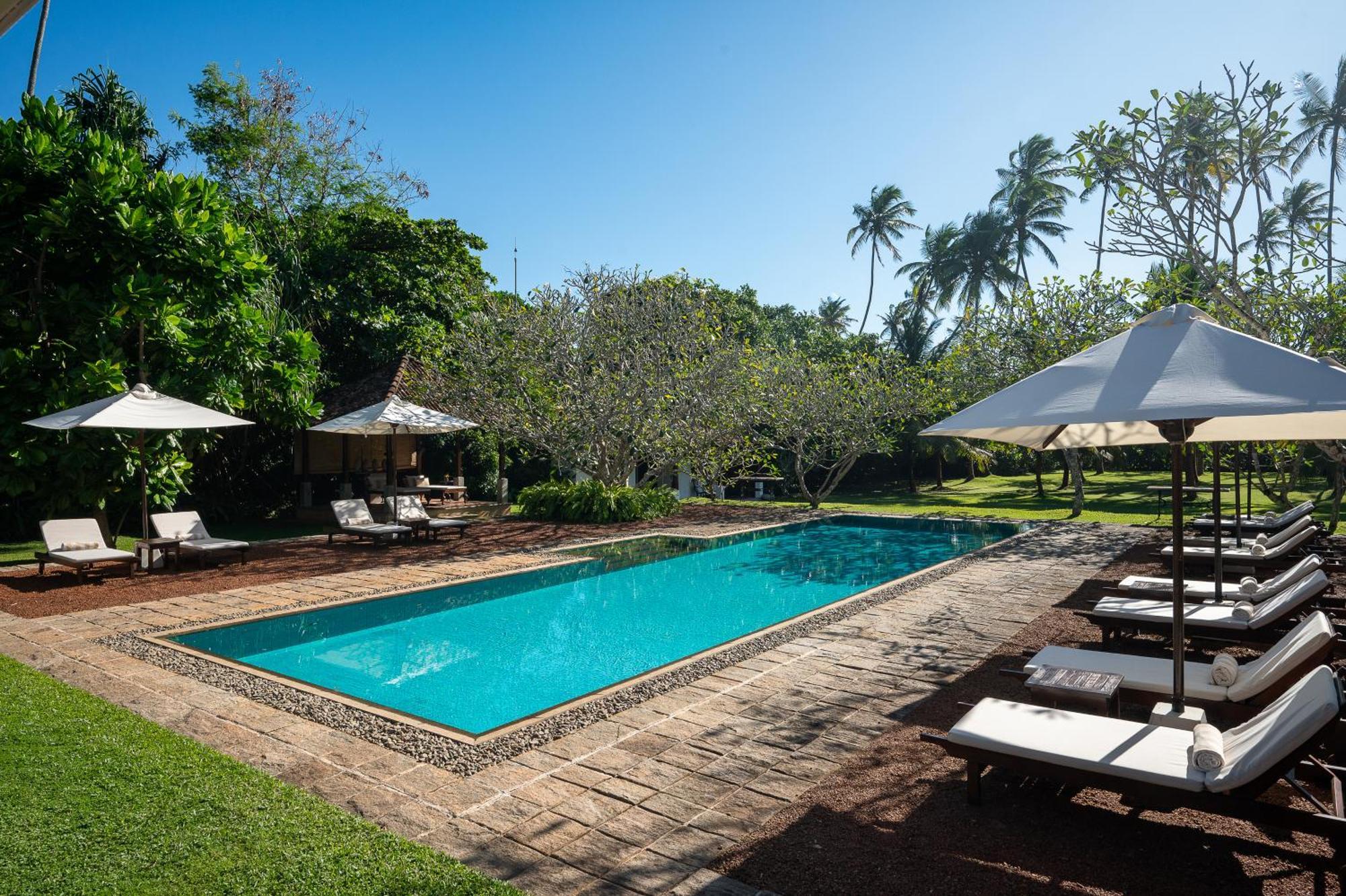 Taru Villas - Rock Villa - Bentota Exterior foto