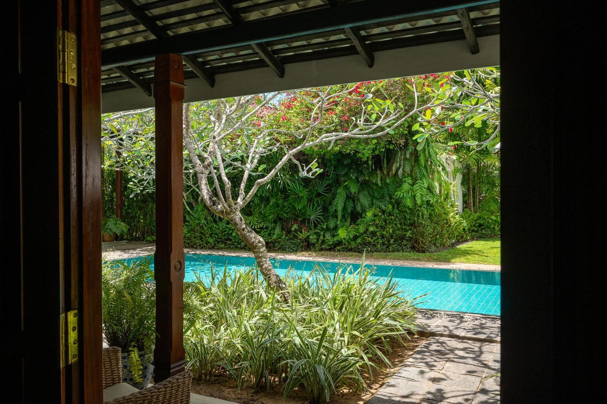 Taru Villas - Rock Villa - Bentota Exterior foto