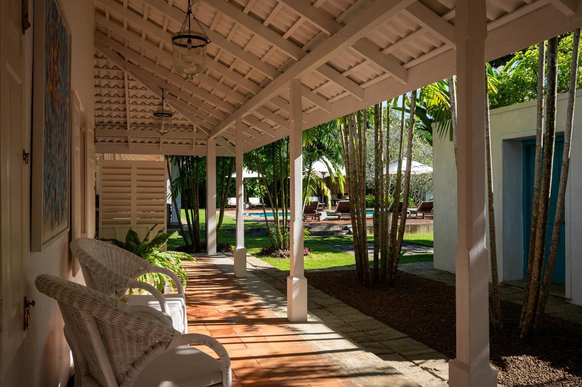 Taru Villas - Rock Villa - Bentota Exterior foto
