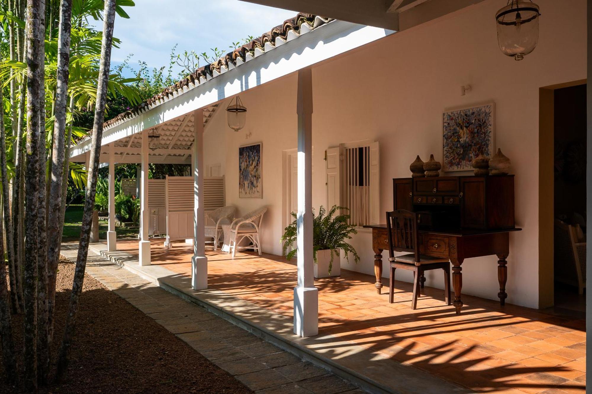 Taru Villas - Rock Villa - Bentota Exterior foto